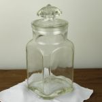 grote glazen snoeppot
