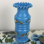 opaline vaasje handbeschilderd