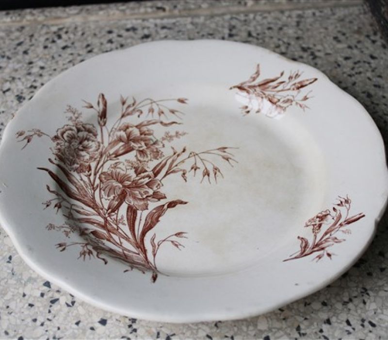 bord Porcelaine d' Onnaing Nord