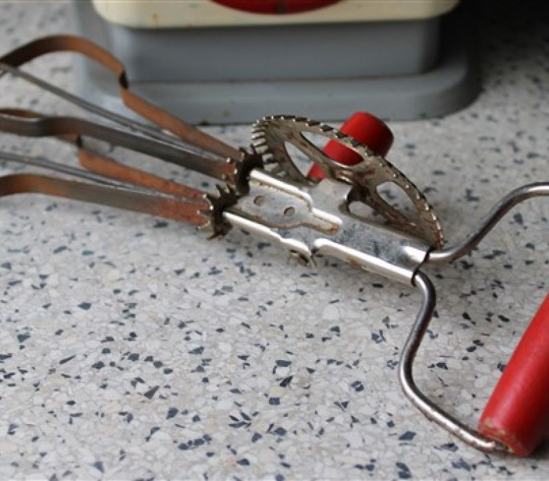 handklopper met rood handvat