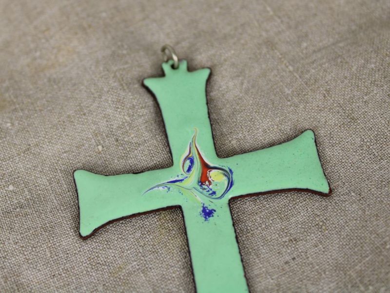 hanger kruis emaille