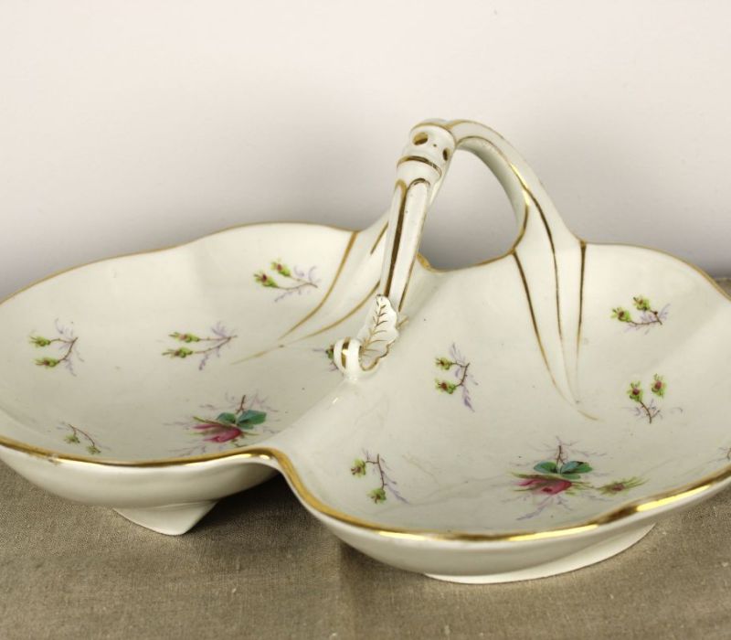 soesjesschaal met roosjes